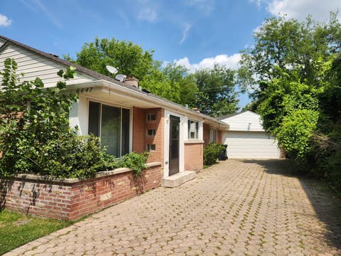 Photo of 6647 N Lawndale Avenue, Lincolnwood, IL 60712 (MLS # 12714182)