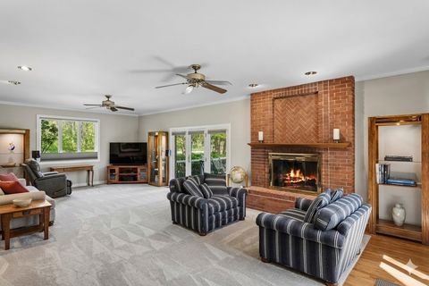 Tiny photo for 10305 W 125th Street, Palos Park, IL 60464 (MLS # 12627460)