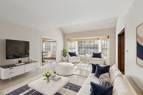 Tiny photo for 43 Ravenscraig Lane, Inverness, IL 60067 (MLS # 12558344)