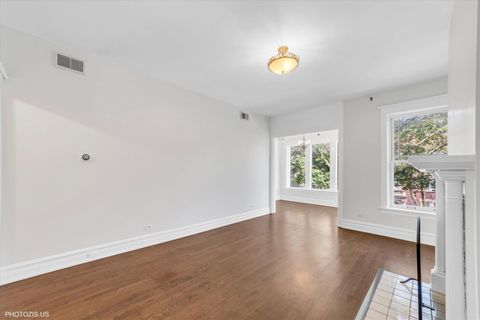 Tiny photo for 3758 N Fremont Street #2, Chicago, IL 60613 (MLS # 12479695)