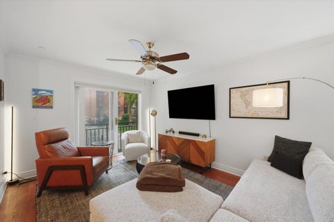 Tiny photo for 2013 W Crystal Street #1F, Chicago, IL 60622 (MLS # 12753343)
