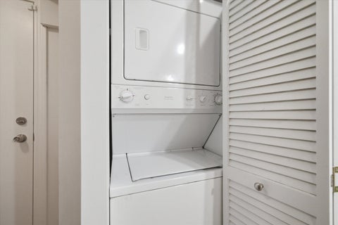 Tiny photo for 2013 W Crystal Street #1F, Chicago, IL 60622 (MLS # 12753343)