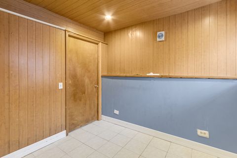 Tiny photo for 26235 N Walnut Avenue, Mundelein, IL 60060 (MLS # 12572879)