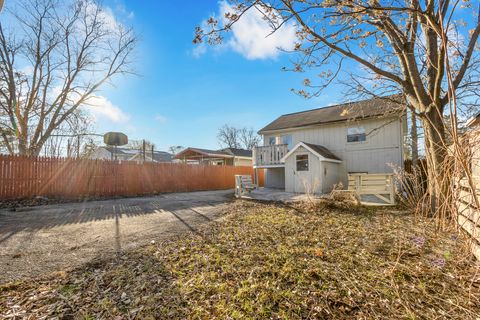 Tiny photo for 26235 N Walnut Avenue, Mundelein, IL 60060 (MLS # 12572879)