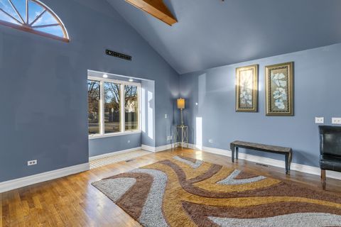 Tiny photo for 26235 N Walnut Avenue, Mundelein, IL 60060 (MLS # 12572879)