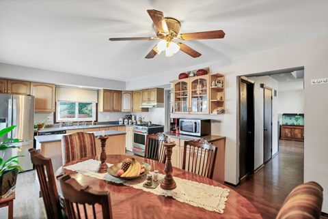 Tiny photo for 7 Woodmar Court, Streamwood, IL 60107 (MLS # 12475327)