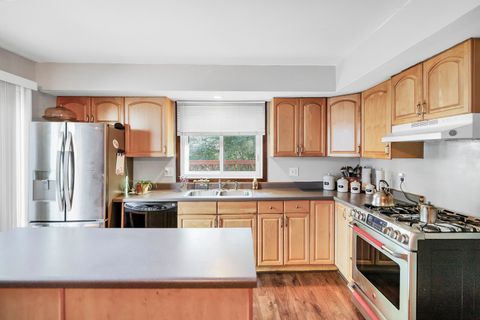 Tiny photo for 7 Woodmar Court, Streamwood, IL 60107 (MLS # 12475327)