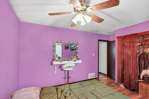 Tiny photo for 7 Woodmar Court, Streamwood, IL 60107 (MLS # 12475327)