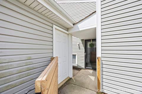 Tiny photo for 30W124 Wood Court, Warrenville, IL 60555 (MLS # 12643194)