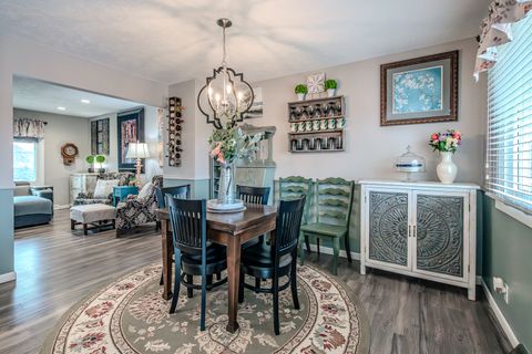 Tiny photo for 1114 Andover Street, Bloomington, IL 61704 (MLS # 12591328)