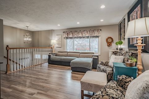 Tiny photo for 1114 Andover Street, Bloomington, IL 61704 (MLS # 12591328)