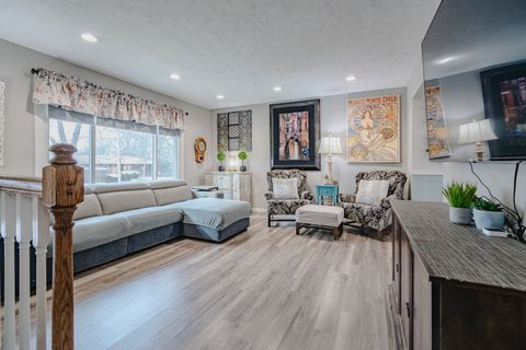 Tiny photo for 1114 Andover Street, Bloomington, IL 61704 (MLS # 12591328)