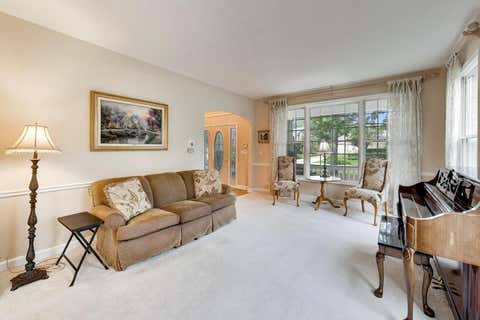 Tiny photo for 411 Periwinkle Way, Prospect Heights, IL 60070 (MLS # 12692157)