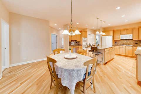 Tiny photo for 411 Periwinkle Way, Prospect Heights, IL 60070 (MLS # 12692157)