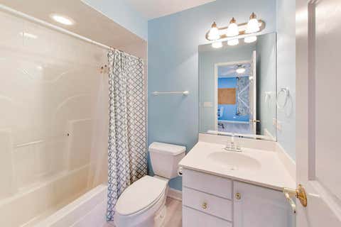 Tiny photo for 411 Periwinkle Way, Prospect Heights, IL 60070 (MLS # 12692157)