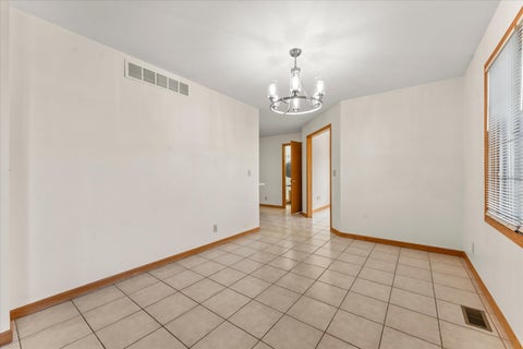 Tiny photo for 101 Red Bud Court, Mahomet, IL 61853 (MLS # 12784237)