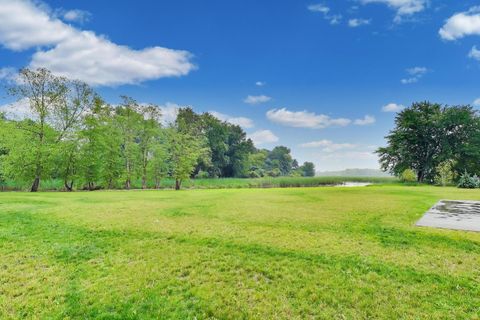 Tiny photo for 4320 Giant Oak Drive, McHenry, IL 60051 (MLS # 12689058)