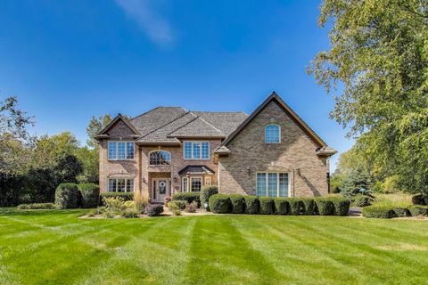 Photo of 20812 N Swansway, Deer Park, IL 60010 (MLS # 12636097)