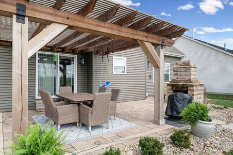 Tiny photo for 1609 Kassen Avenue, Mahomet, IL 61853 (MLS # 12601218)