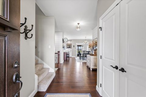 Tiny photo for 1609 Kassen Avenue, Mahomet, IL 61853 (MLS # 12601218)