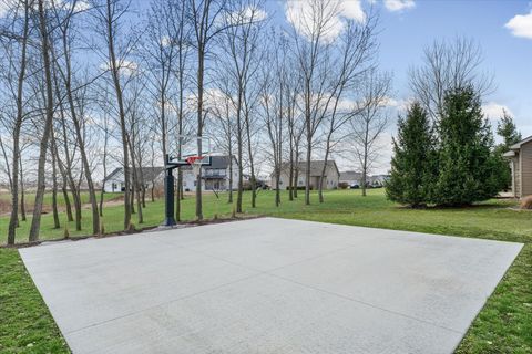 Tiny photo for 1609 Kassen Avenue, Mahomet, IL 61853 (MLS # 12601218)