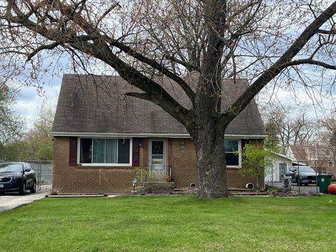 Photo of 6812 Maple Court, Bridgeview, IL 60455 (MLS # 12617294)