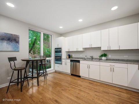 Tiny photo for 2659 N GREENVIEW Avenue, Chicago, IL 60614 (MLS # 12770803)