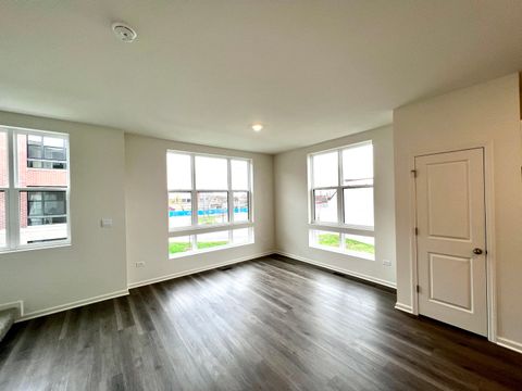 Tiny photo for 374 Summit Circle, Lombard, IL 60148 (MLS # 12496571)