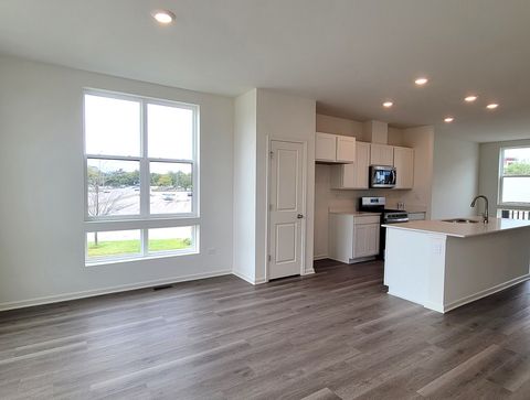 Tiny photo for 374 Summit Circle, Lombard, IL 60148 (MLS # 12496571)