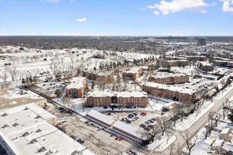 Tiny photo for 1107 S OLD WILKE Road #208, Arlington Heights, IL 60005 (MLS # 12581805)