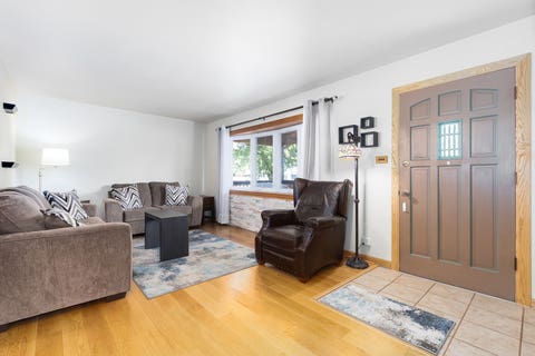 Tiny photo for 6941 Olympic Drive, Bridgeview, IL 60455 (MLS # 12726232)