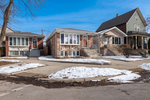 Tiny photo for 4543 N Kildare Avenue, Chicago, IL 60630 (MLS # 12565437)