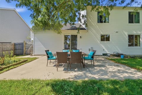Tiny photo for 1284 Regent Drive, Mundelein, IL 60060 (MLS # 12717510)