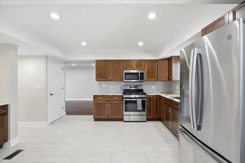 Tiny photo for 1284 Regent Drive, Mundelein, IL 60060 (MLS # 12717510)