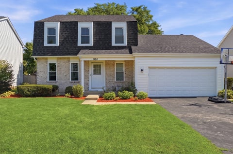 Photo of 1284 Regent Drive, Mundelein, IL 60060 (MLS # 12717510)