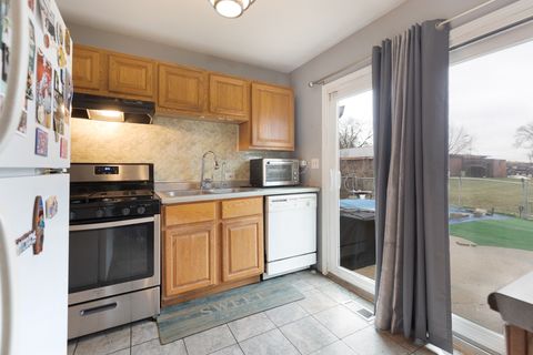 Tiny photo for 17481 Eastgate Drive, Country Club Hills, IL 60478 (MLS # 12546042)