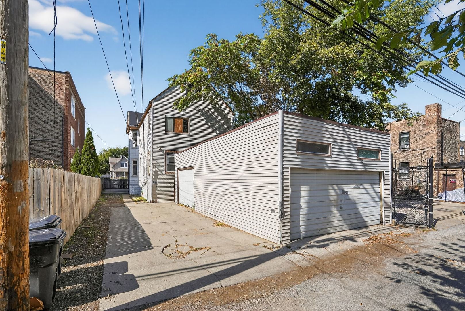 4151 N Pulaski