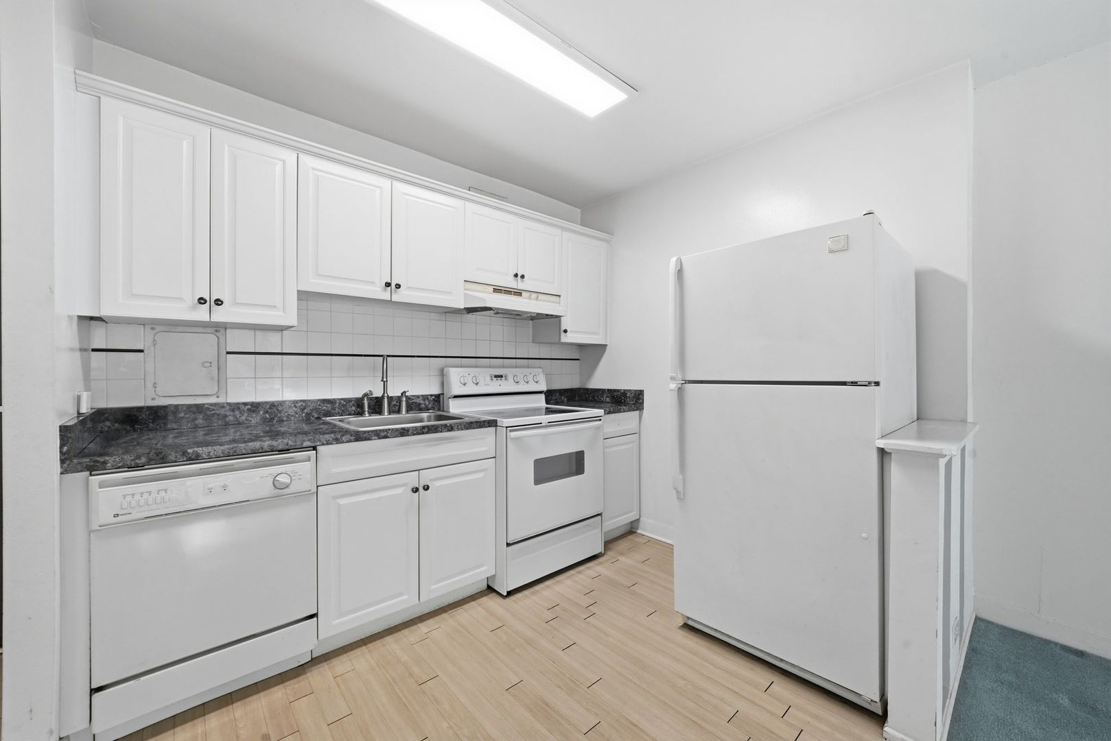 535 N Michigan Avenue 2305
