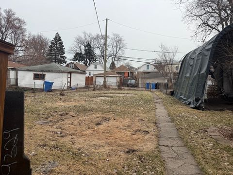 Tiny photo for 9329 S Colfax Avenue, Chicago, IL 60617 (MLS # 12582735)
