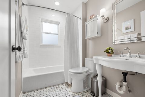 Tiny photo for 6221 Linden Lane, La Grange Highlands, IL 60525 (MLS # 12499220)