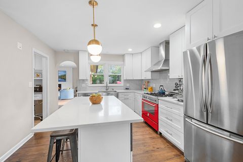 Tiny photo for 6221 Linden Lane, La Grange Highlands, IL 60525 (MLS # 12499220)