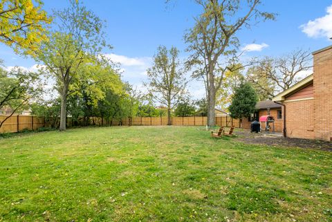 Tiny photo for 6221 Linden Lane, La Grange Highlands, IL 60525 (MLS # 12499220)