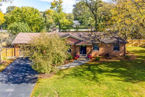 Tiny photo for 6221 Linden Lane, La Grange Highlands, IL 60525 (MLS # 12499220)