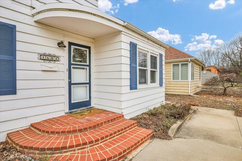Tiny photo for 1401 W Healey Street, Champaign, IL 61821 (MLS # 12535908)