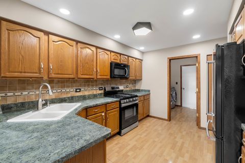 Tiny photo for 7811 Bristol Park Drive, Tinley Park, IL 60477 (MLS # 12589159)