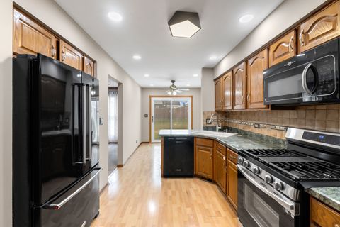 Tiny photo for 7811 Bristol Park Drive, Tinley Park, IL 60477 (MLS # 12589159)