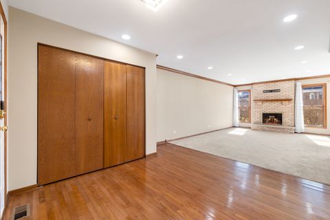 Tiny photo for 7811 Bristol Park Drive, Tinley Park, IL 60477 (MLS # 12589159)