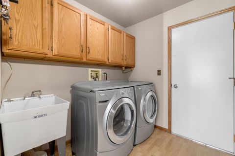 Tiny photo for 7811 Bristol Park Drive, Tinley Park, IL 60477 (MLS # 12589159)