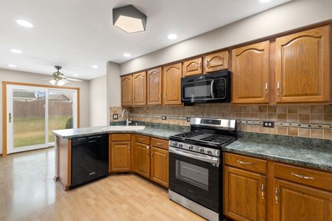 Tiny photo for 7811 Bristol Park Drive, Tinley Park, IL 60477 (MLS # 12589159)