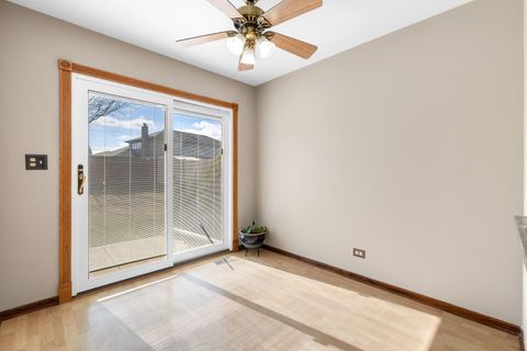 Tiny photo for 7811 Bristol Park Drive, Tinley Park, IL 60477 (MLS # 12589159)